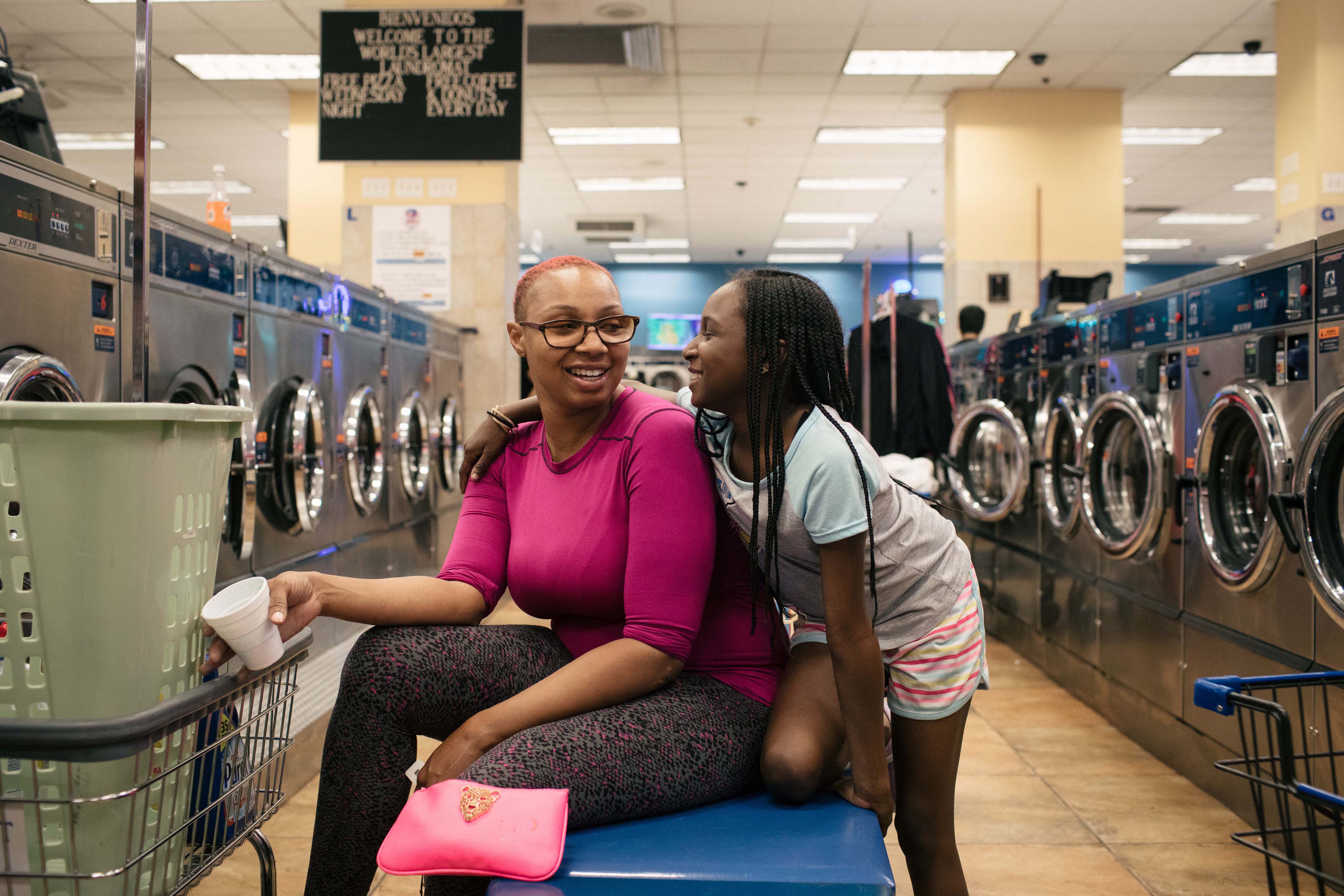 Worlds Largest Laundromat_2018Laundromat1685_Alyssa Schukar Photography KIWANIS MAGAZINE